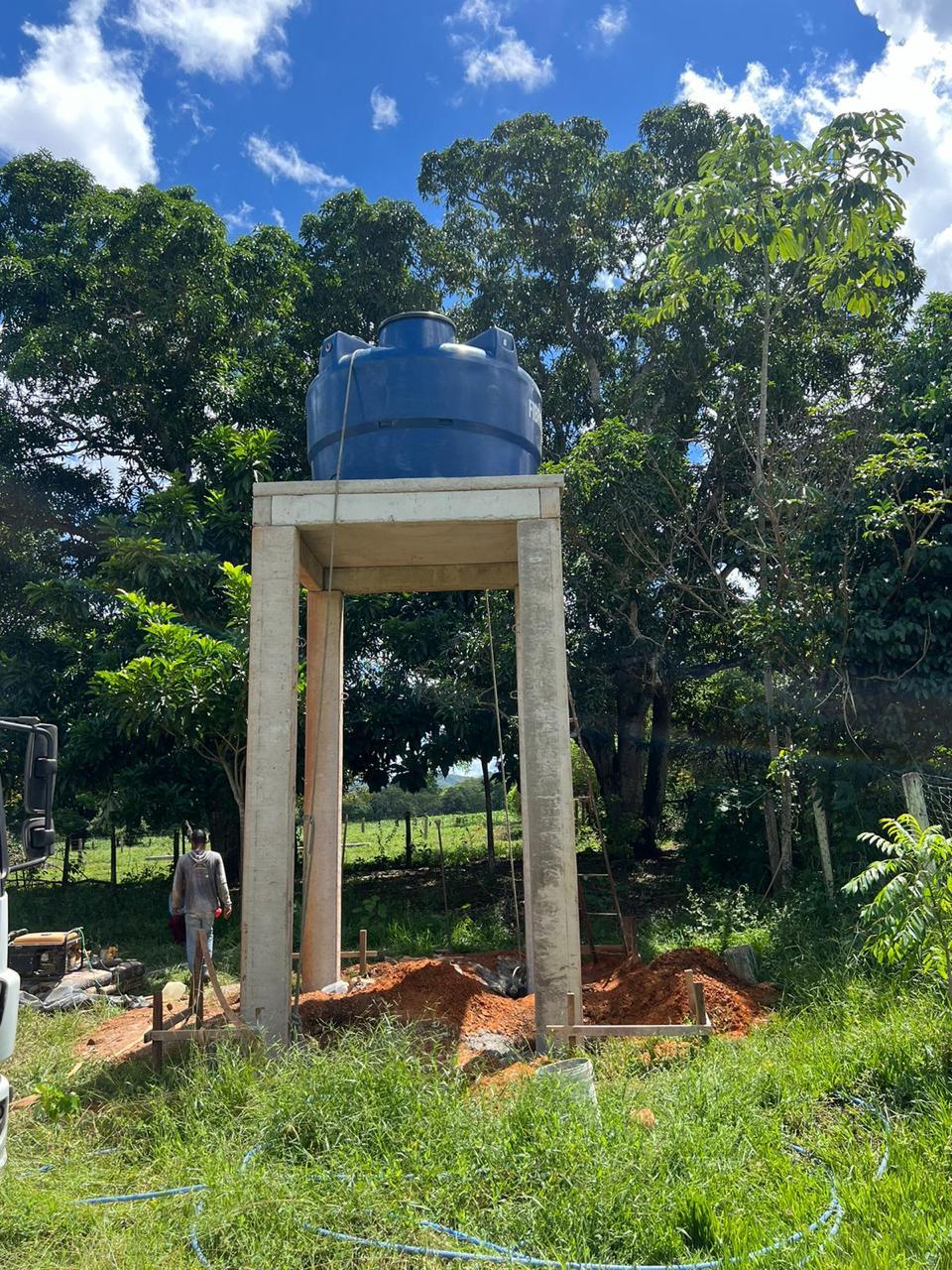Base para reservatório